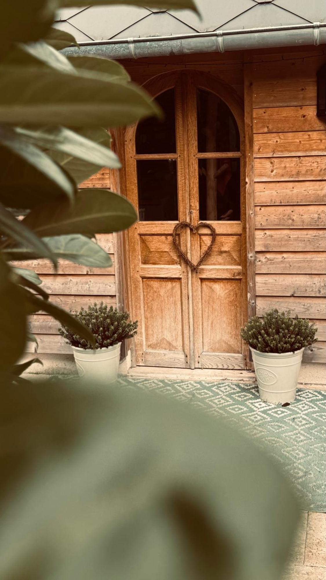 Cottage Normand Avec Sa Grande Piscine Chauffee Toute L Annee Sur Parc Arbore Et Clos En Plein Coeur De La Campagne Adapte Aux Kids Et Dog Friendly Saint-Antonin-de-Sommaire 외부 사진